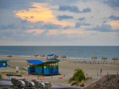 Martinique Cielo Mar Apartment Cartagena ภายนอก รูปภาพ